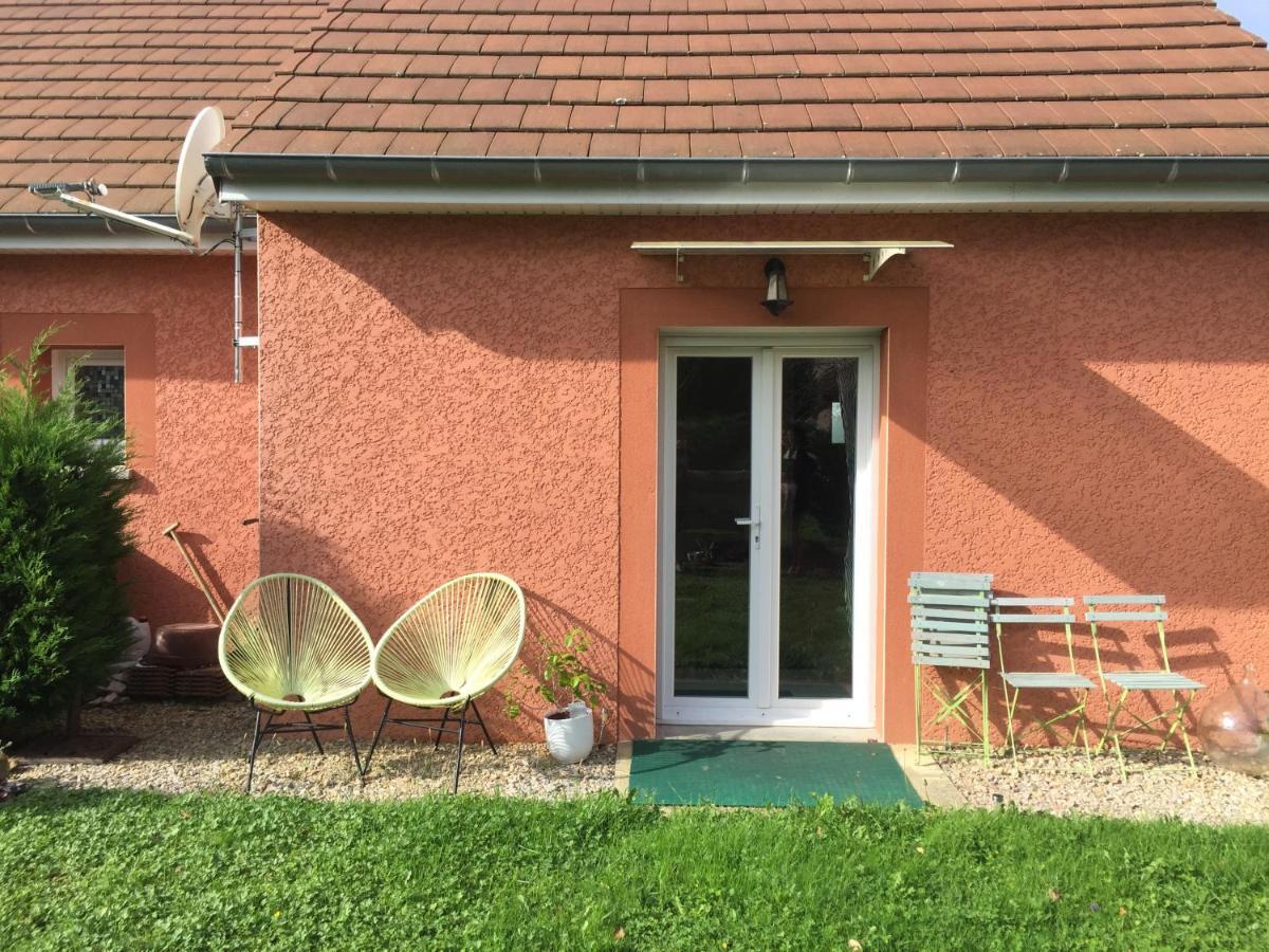 Maison A La Campagne A 2Km Du Circuit De Bresse Sagy  Экстерьер фото